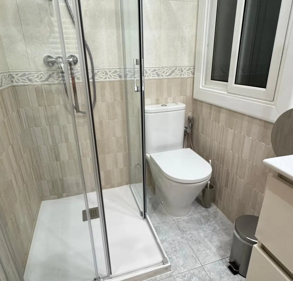 Hostal Madrazo Barcelona Guest house