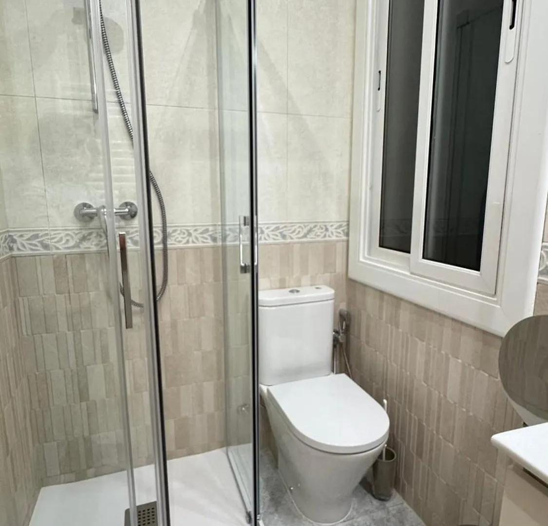 Hostal Madrazo Barcelona 2*,