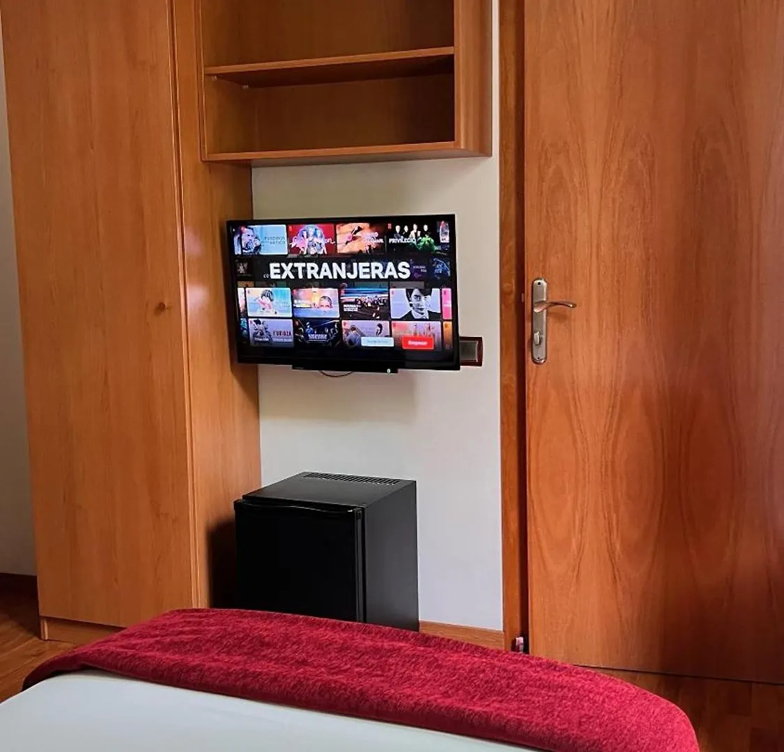 Hostal Madrazo Barcelona 2*,  Spain