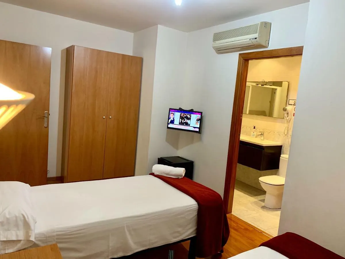 Hostal Madrazo Barselona İspanya